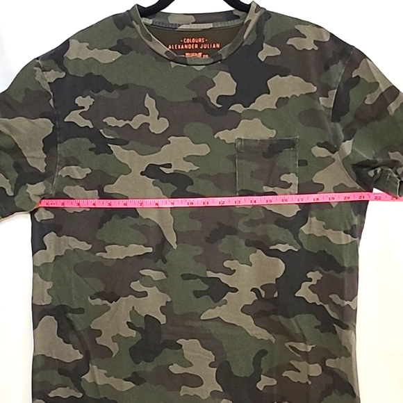 Colours By Alexander Julian Stretch Knit Front Pocket Camo Tee Men's Size Large - Picture 8 of 11
